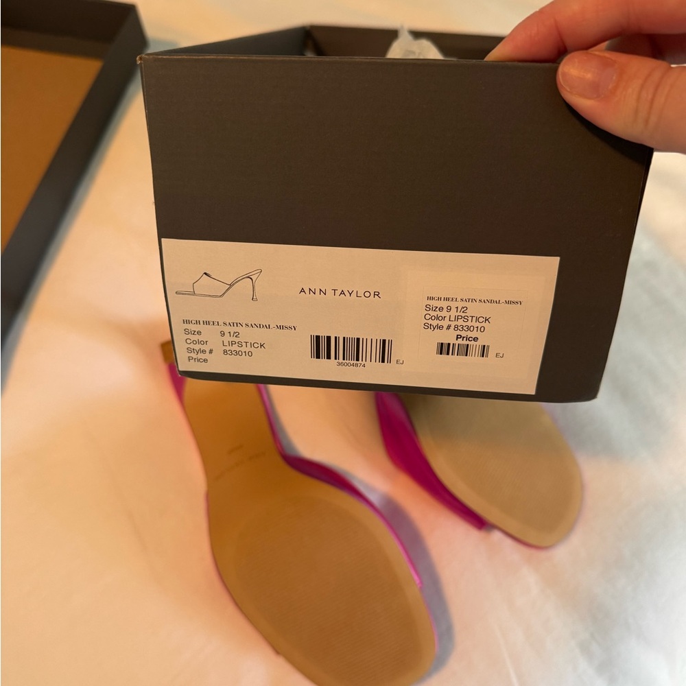 Ann Taylor Fuchsia Satin Heels - Picture 5 of 5